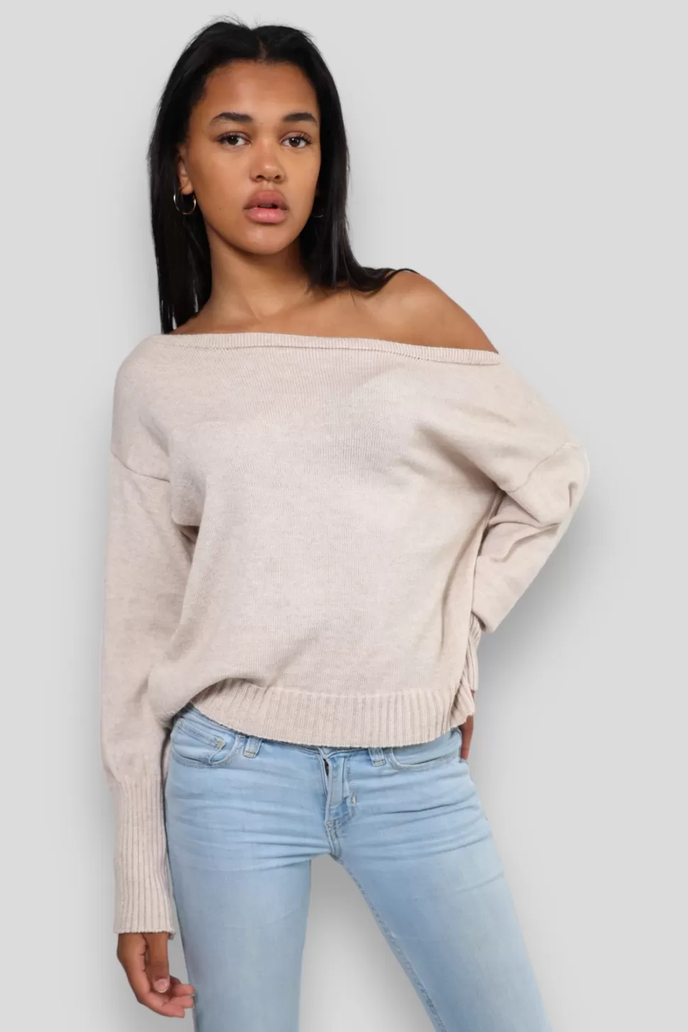 Pull "Une Epaule" Beige*Meet Me There Clearance