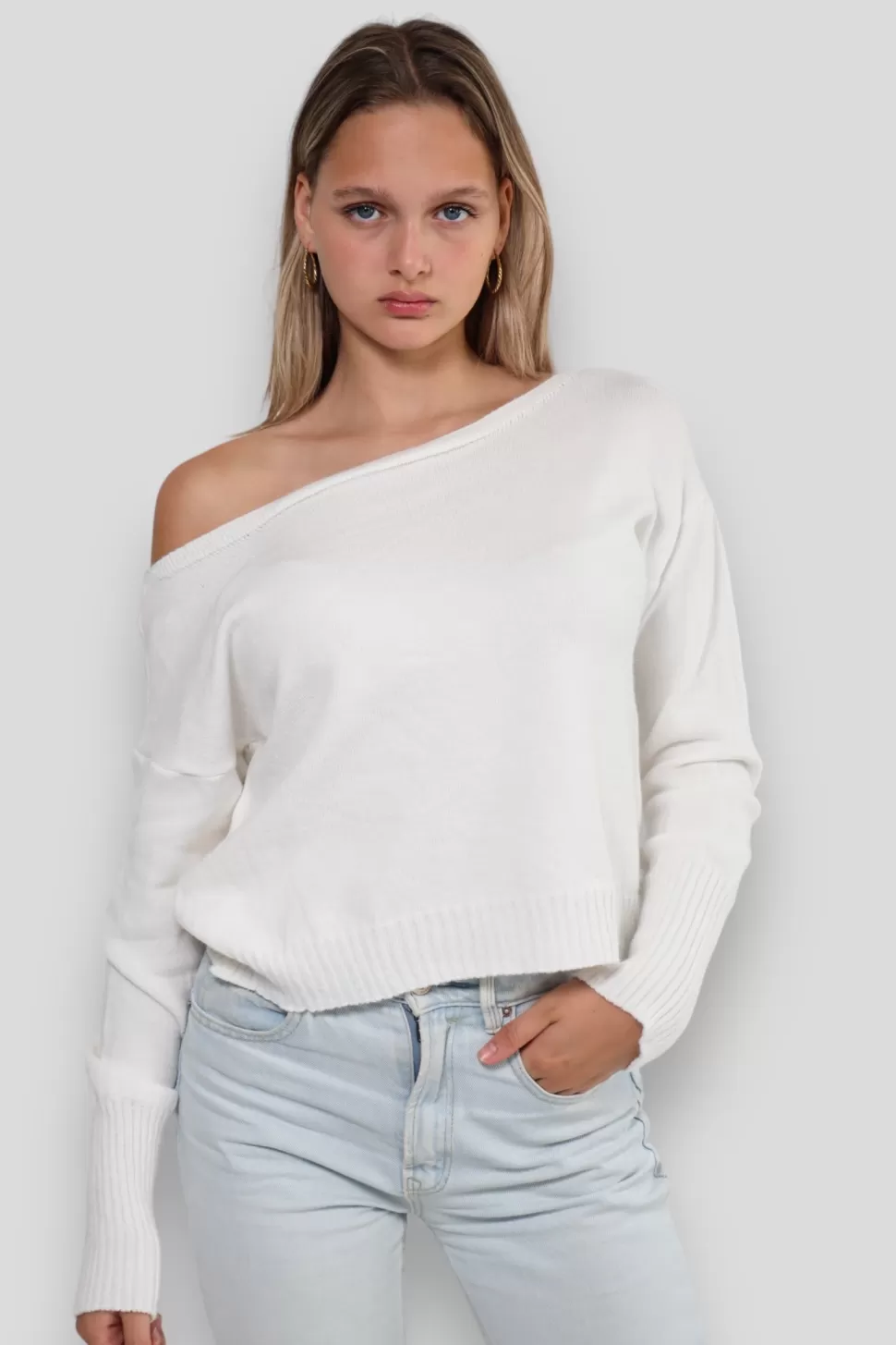 Pull "Une Epaule" Blanc*Meet Me There Outlet